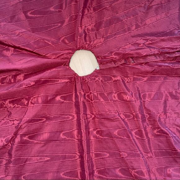 Christmas Tree Skirt - Picture 7 of 10